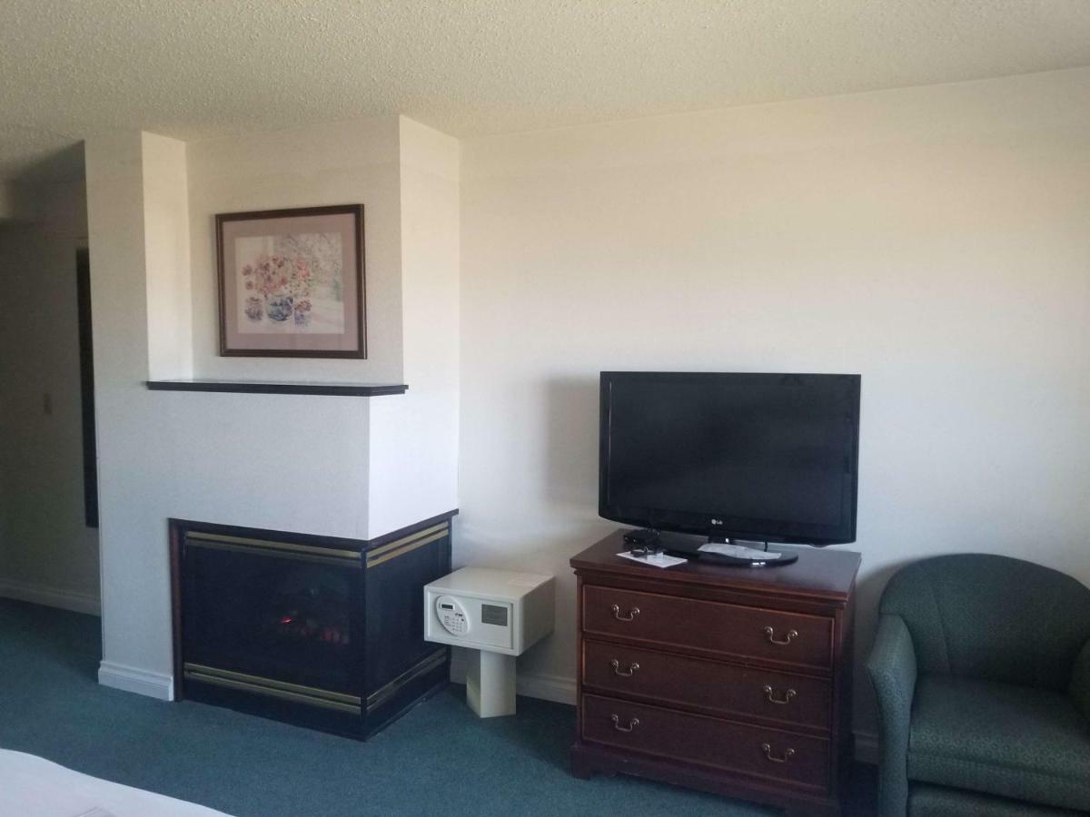 Best Western Солт Сейнт Мери Екстериор снимка